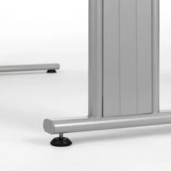 Geramöbel Schreibtisch Flex S-617316-LS, Lichtgrau, Verstellbar, 216,6 X 68-82 X 113cm, 135° Winkel -Leitz || Novus || Herlitz Shop 9e748efe0b7383543c7816ddd165cba9d9144759 schreibtisch geramoebel flex s 617316 ls lichtgrau